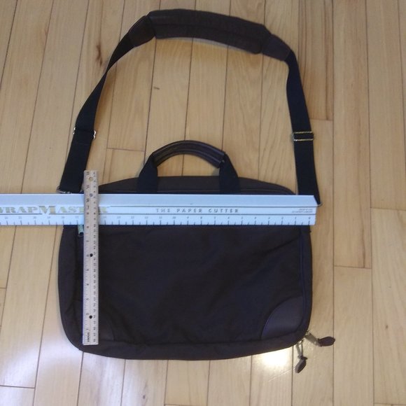 LL Bean Canvas laptop bag dark Brown . Unisex - Picture 3 of 14